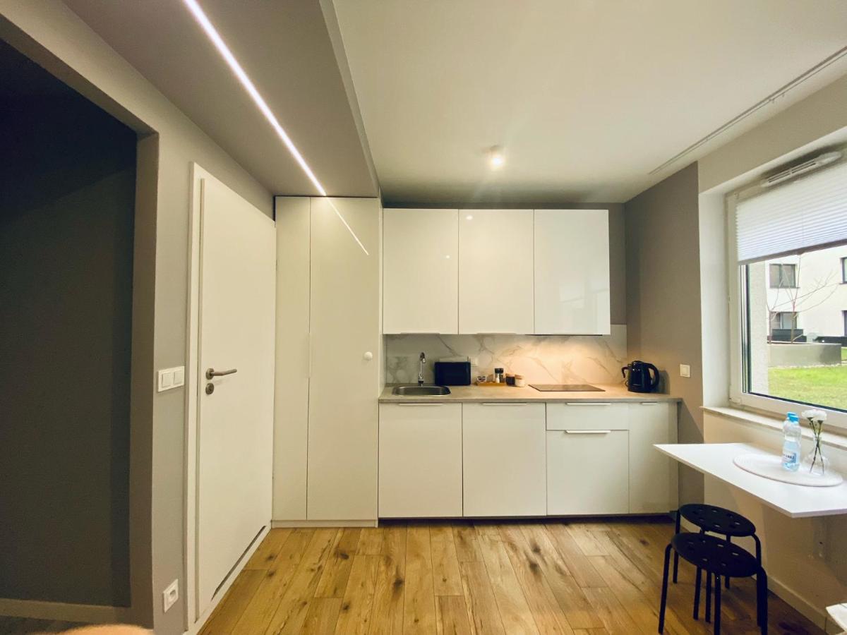 Enes Apartments Legnicka Street A Wroclaw Exterior photo